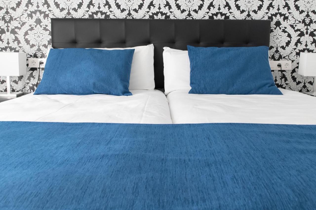 Hostal Boutique I Host You Madrid Exteriör bild