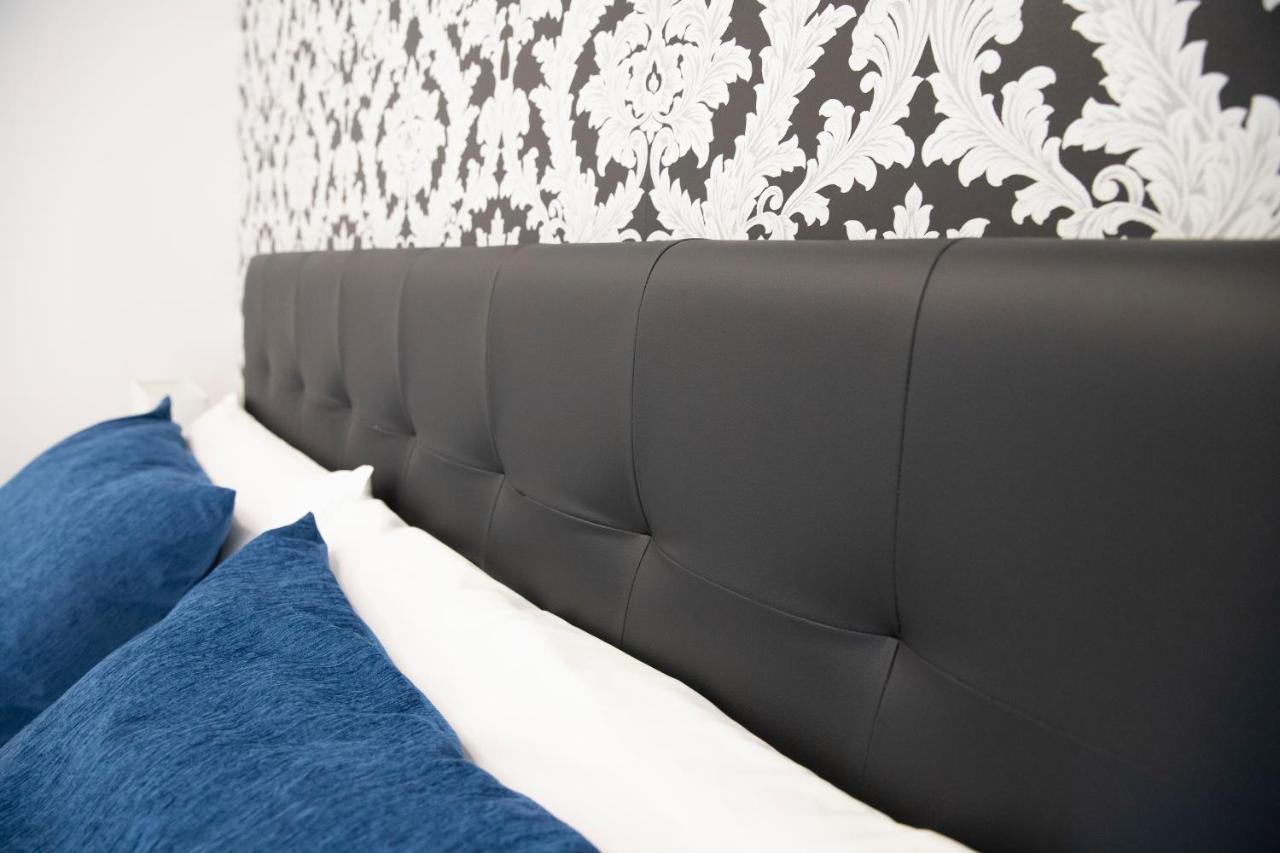 Hostal Boutique I Host You Madrid Exteriör bild