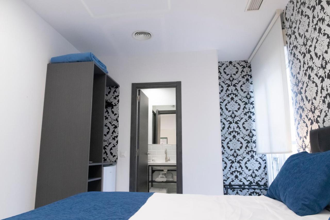 Hostal Boutique I Host You Madrid Exteriör bild